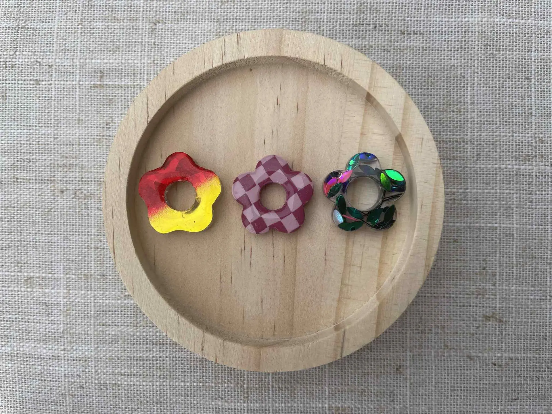 Collection "Pep's", 3 fleurs à motifs