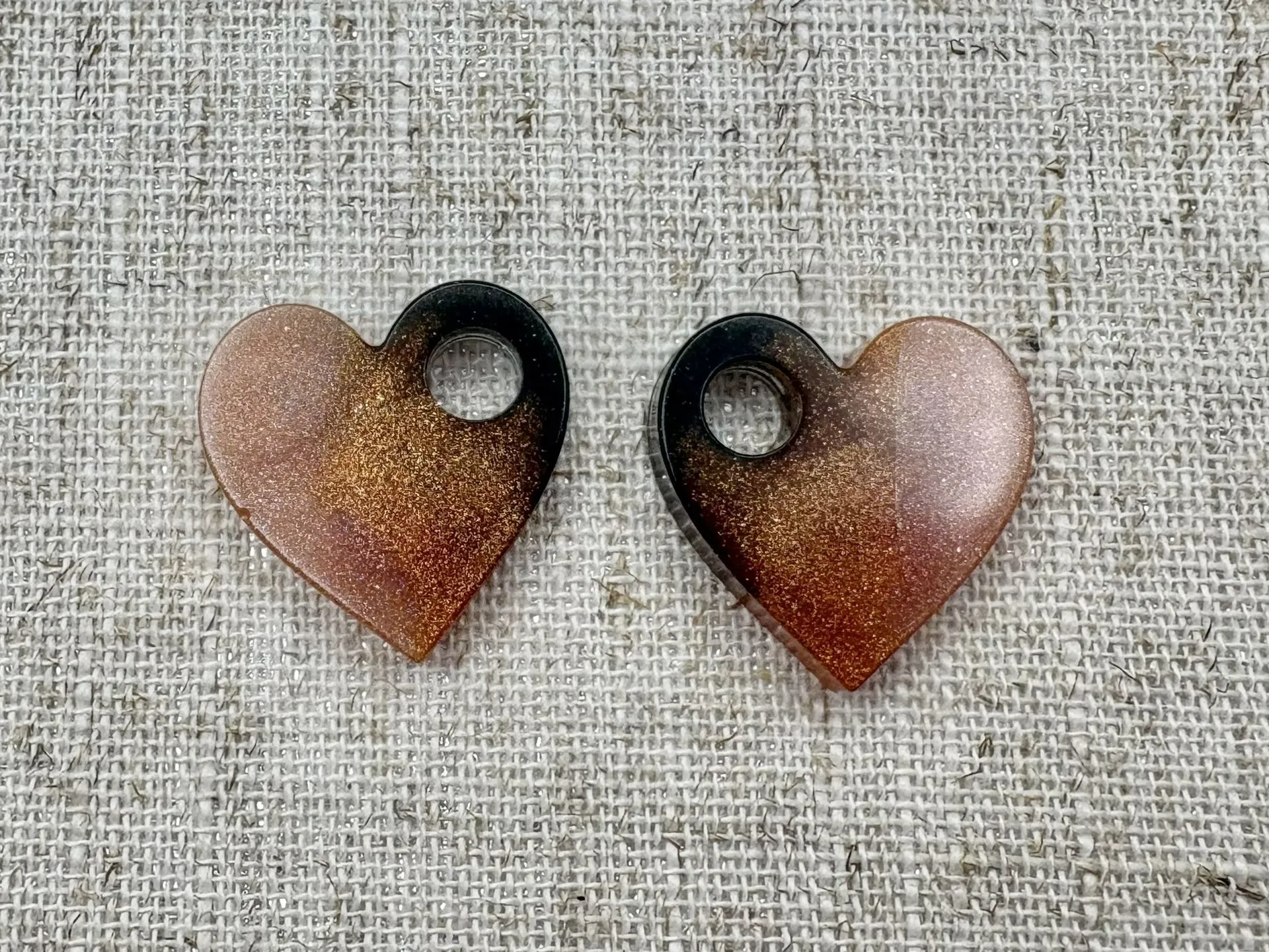 coeur brun noir h.webp