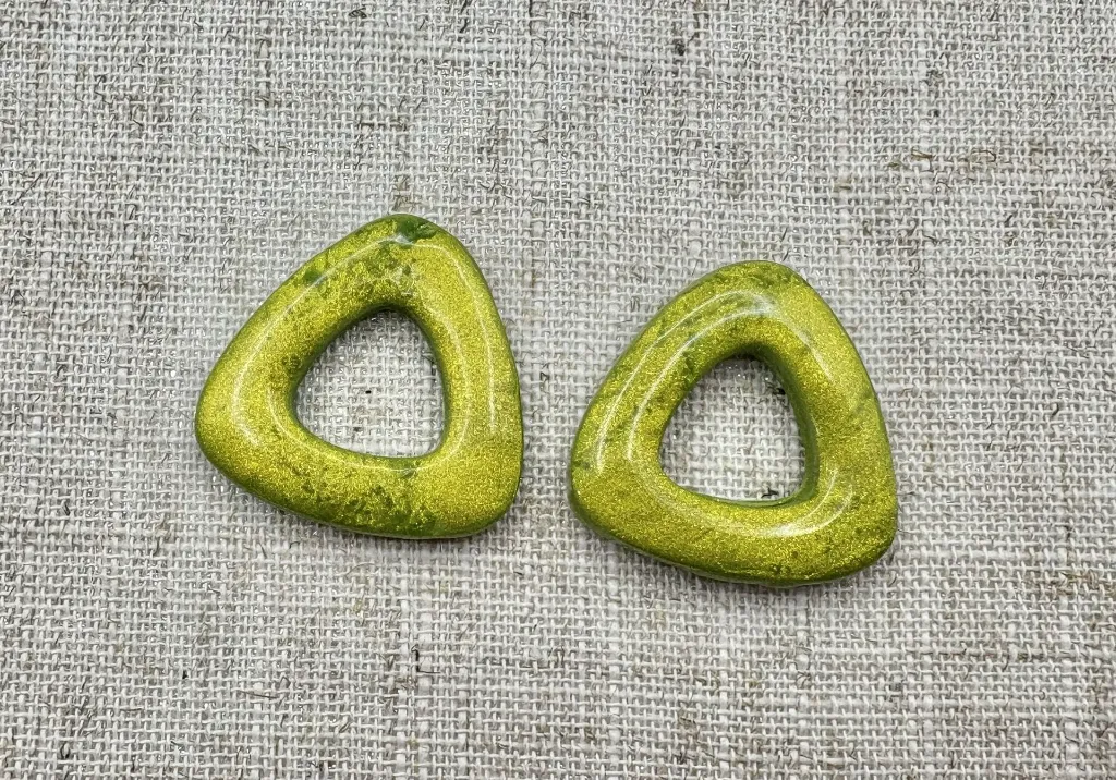 triangle vert h.webp